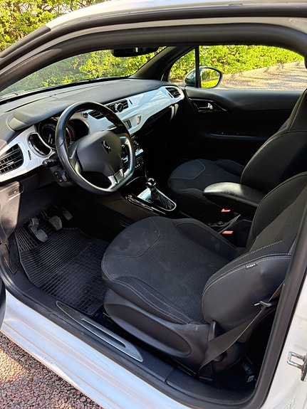 Citroen DS3 12 of 17