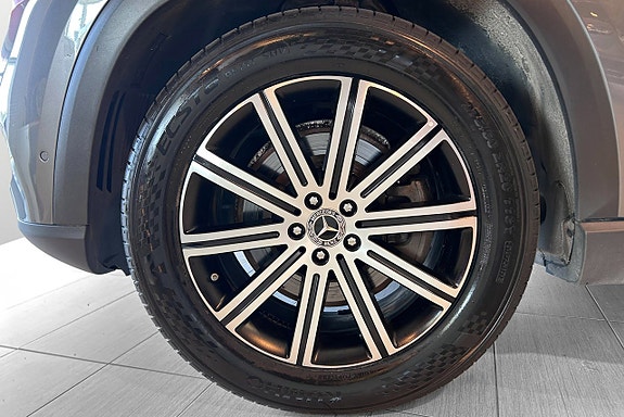 Mercedes-Benz GLE350 de 28 of 30