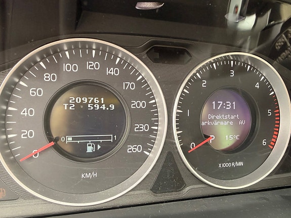 Volvo V60 15 of 25