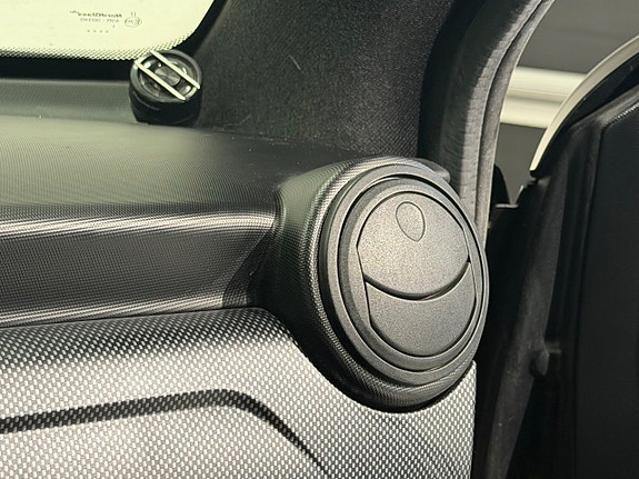Ligier JS50 Ultimate Sport Edition - CarPlay *FRI HEMLEVERANS* 15 of 18