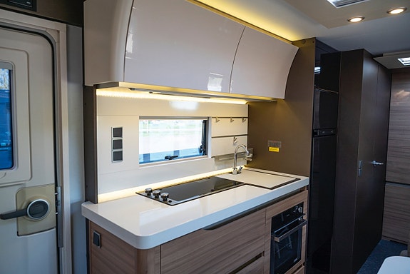 Adria Alpina 663 PT 22 of 30