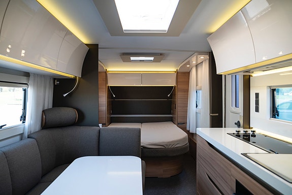 Adria Alpina 663 PT 12 of 30