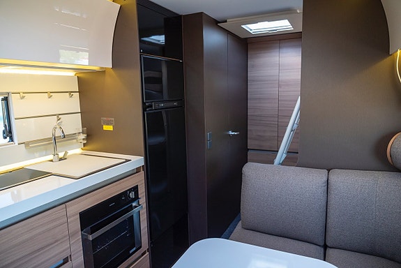 Adria Alpina 663 PT 25 of 30