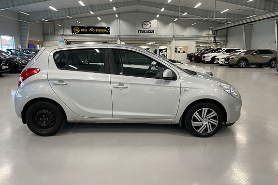 Hyundai i20 4 of 5