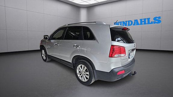 Kia Sorento 4 of 5