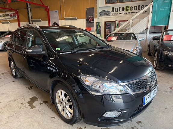 Kia Ceed 3 of 11