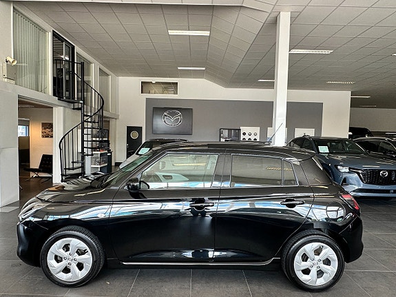 Suzuki Swift 2 of 17