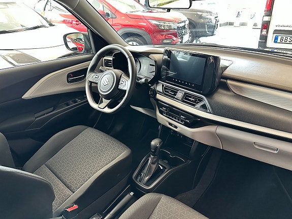 Suzuki Swift 12 of 17