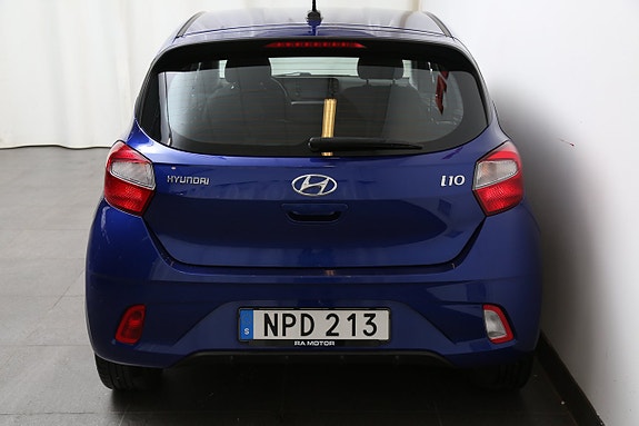 Hyundai i10 7 of 21
