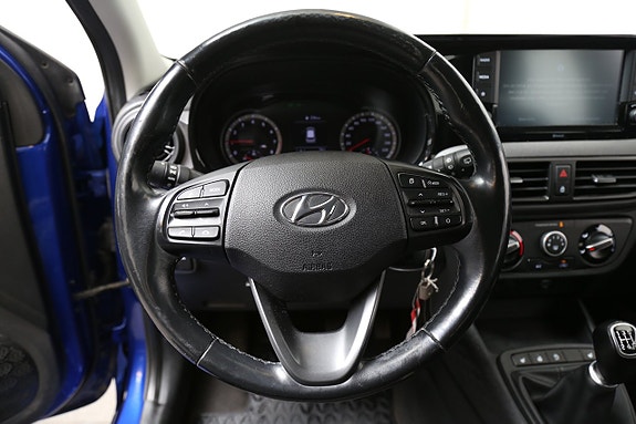 Hyundai i10 14 of 21