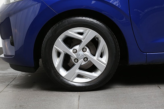 Hyundai i10 8 of 21
