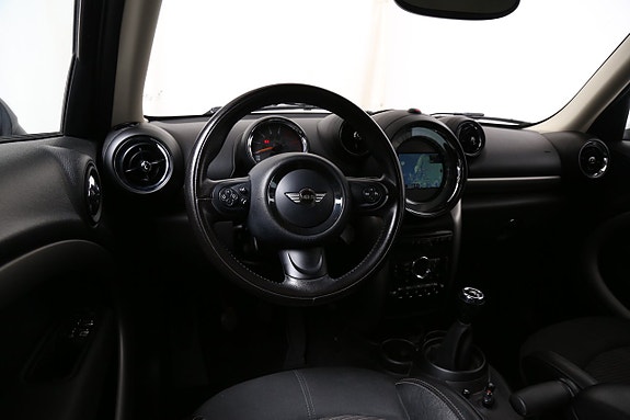 MINI Countryman Cooper D 12 of 22