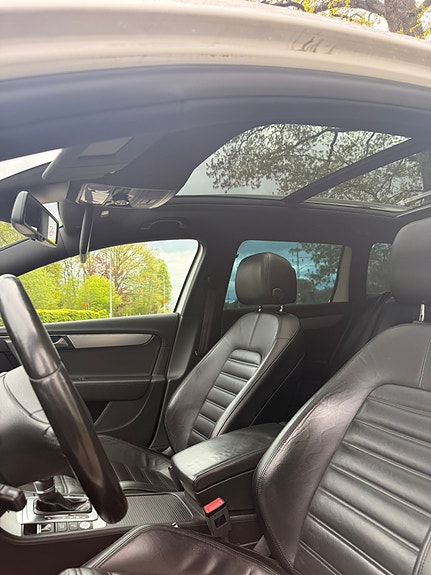 Volkswagen Passat Alltrack 5 of 5