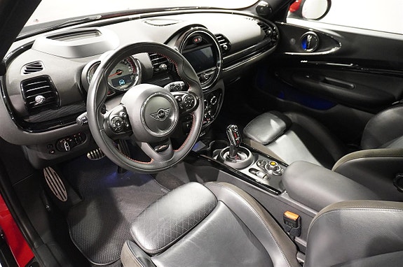 MINI Clubman Cooper 4 of 5