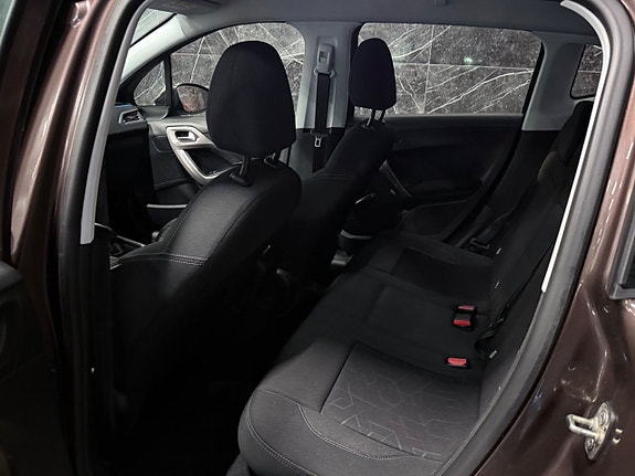 Peugeot 2008 14 of 20