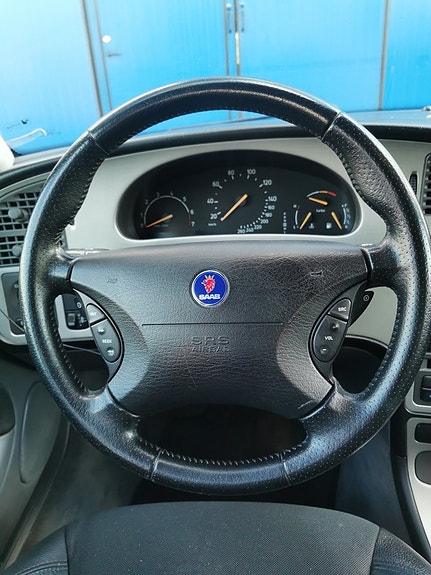 Saab 9-5 4 of 5