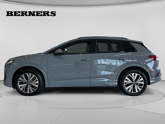Audi Q4 Sportback e-tron 2 of 5