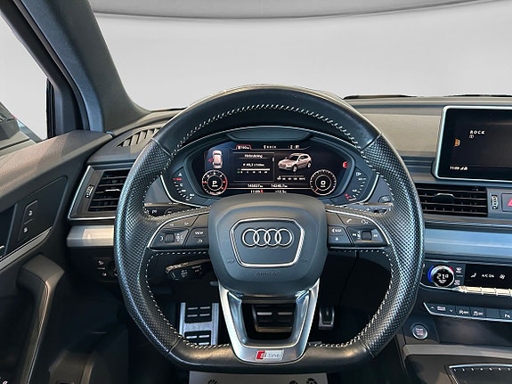 Audi Q5 12 of 19