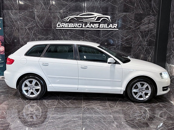 Audi A3 8 of 17