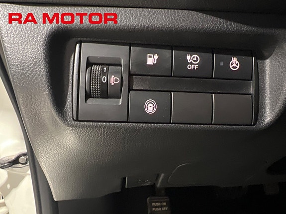 Nissan Leaf 10 of 16