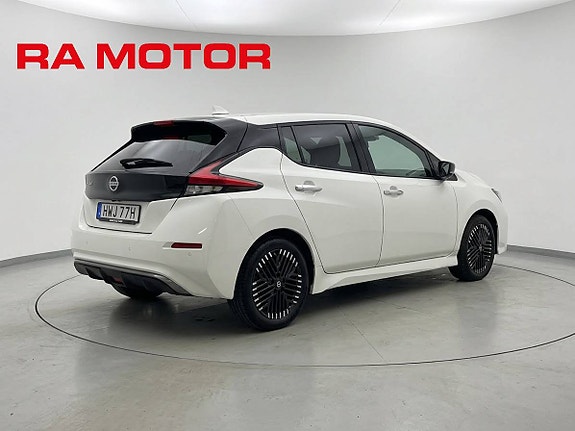 Nissan Leaf 4 of 16