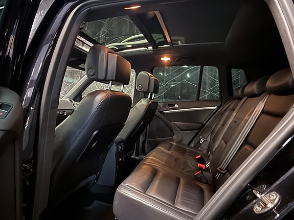 Volkswagen Tiguan 15 of 26
