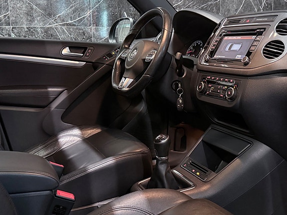 Volkswagen Tiguan 19 of 26