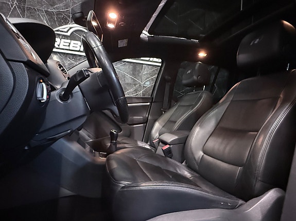 Volkswagen Tiguan 14 of 26
