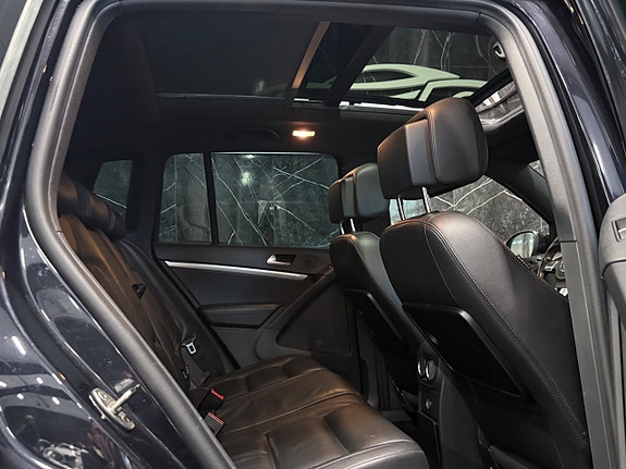 Volkswagen Tiguan 18 of 26