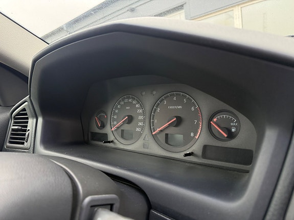 Volvo V70 23 of 27