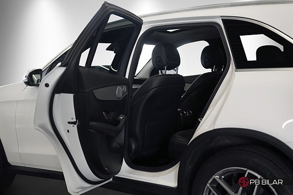 Mercedes-Benz GLC220 d 13 of 26