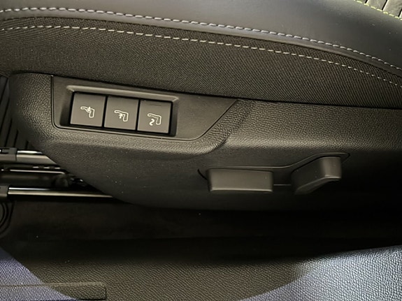 Peugeot 2008 11 of 23