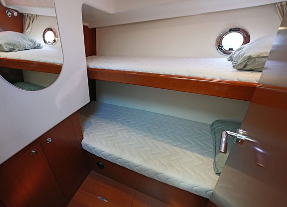Beneteau Swift Trawler 34 14 of 24