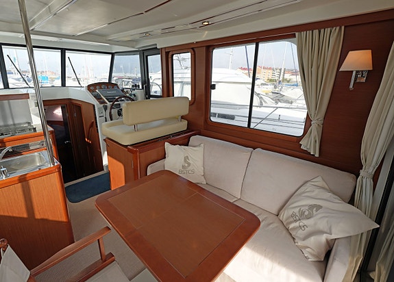 Beneteau Swift Trawler 34 22 of 24