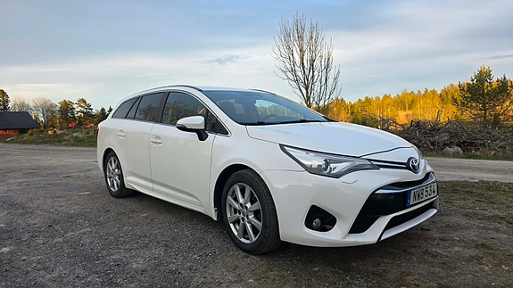 Brugt Toyota Avensis 