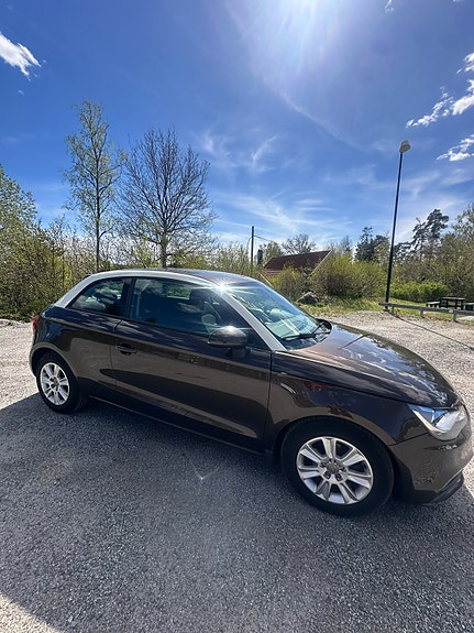 Audi A1 3 of 5