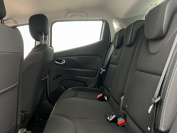 Renault Clio 2 of 5