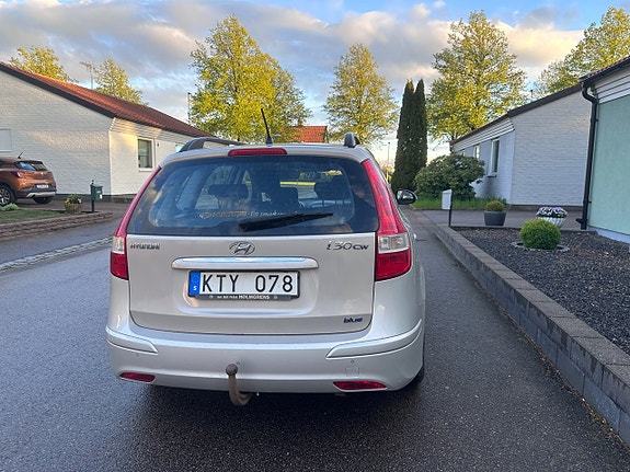 Hyundai i30 2 of 4