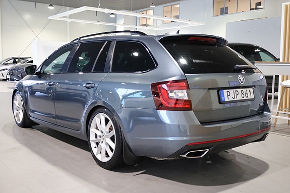 Skoda Octavia 3 of 5