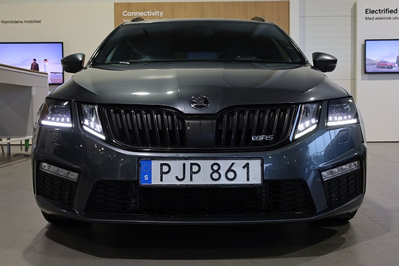 Skoda Octavia 8 of 29