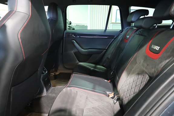 Skoda Octavia 15 of 29