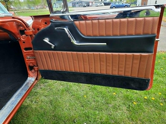 Ford Crown Victoria 16 of 29