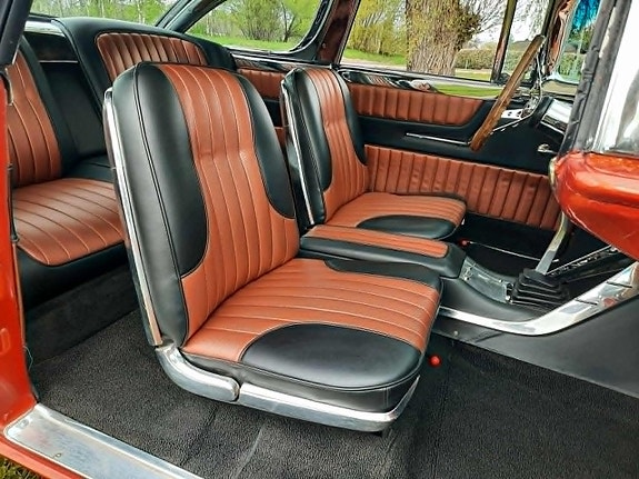 Ford Crown Victoria 14 of 29
