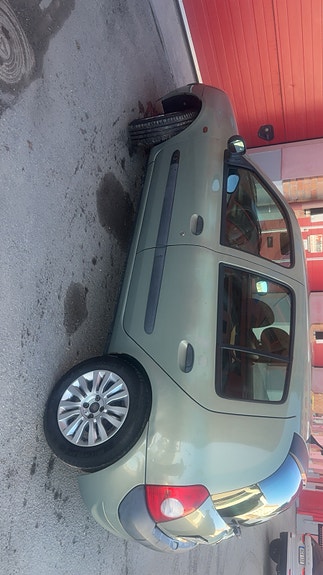 Renault Clio 4 of 5