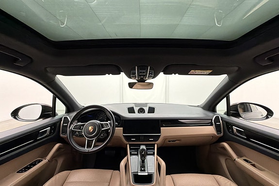 Porsche Cayenne 19 of 30