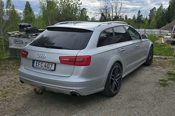 Audi A6 allroad 2 of 5