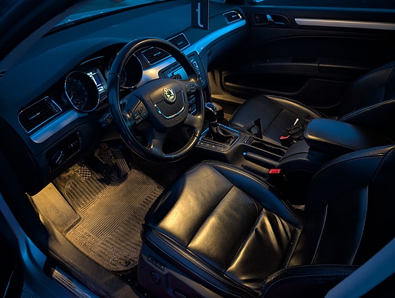 Skoda Superb 4 of 5