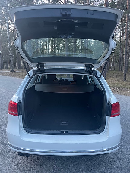 Volkswagen Passat 5 of 5