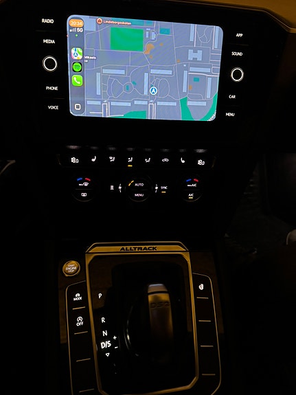 Volkswagen Passat Alltrack 5 of 5