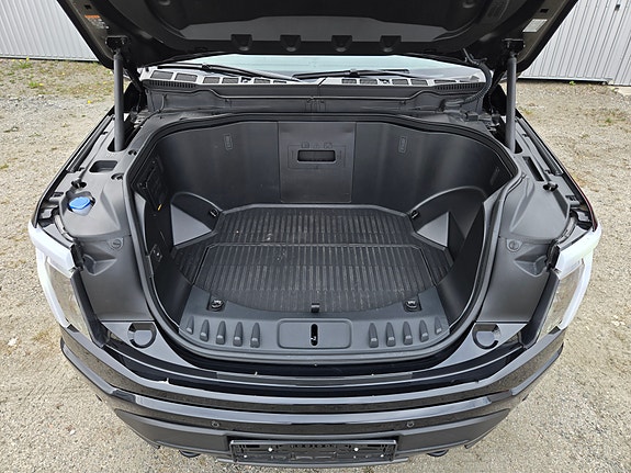Ford F-150 6 of 12